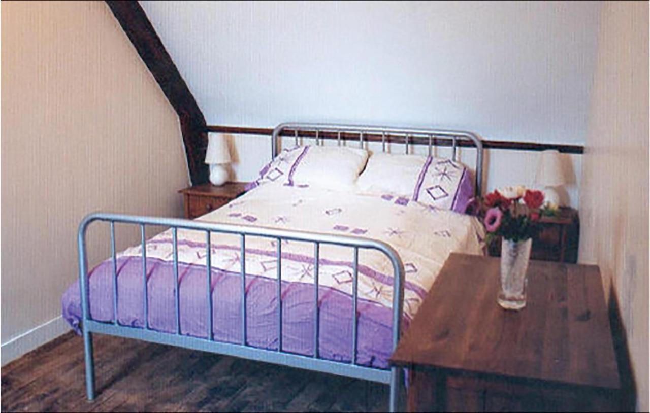 Lovely Home In Chateauneuf Du Faou With Wifi Saint-Thois エクステリア 写真