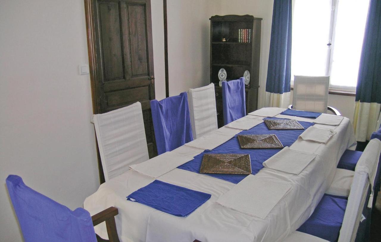 Lovely Home In Chateauneuf Du Faou With Wifi Saint-Thois エクステリア 写真